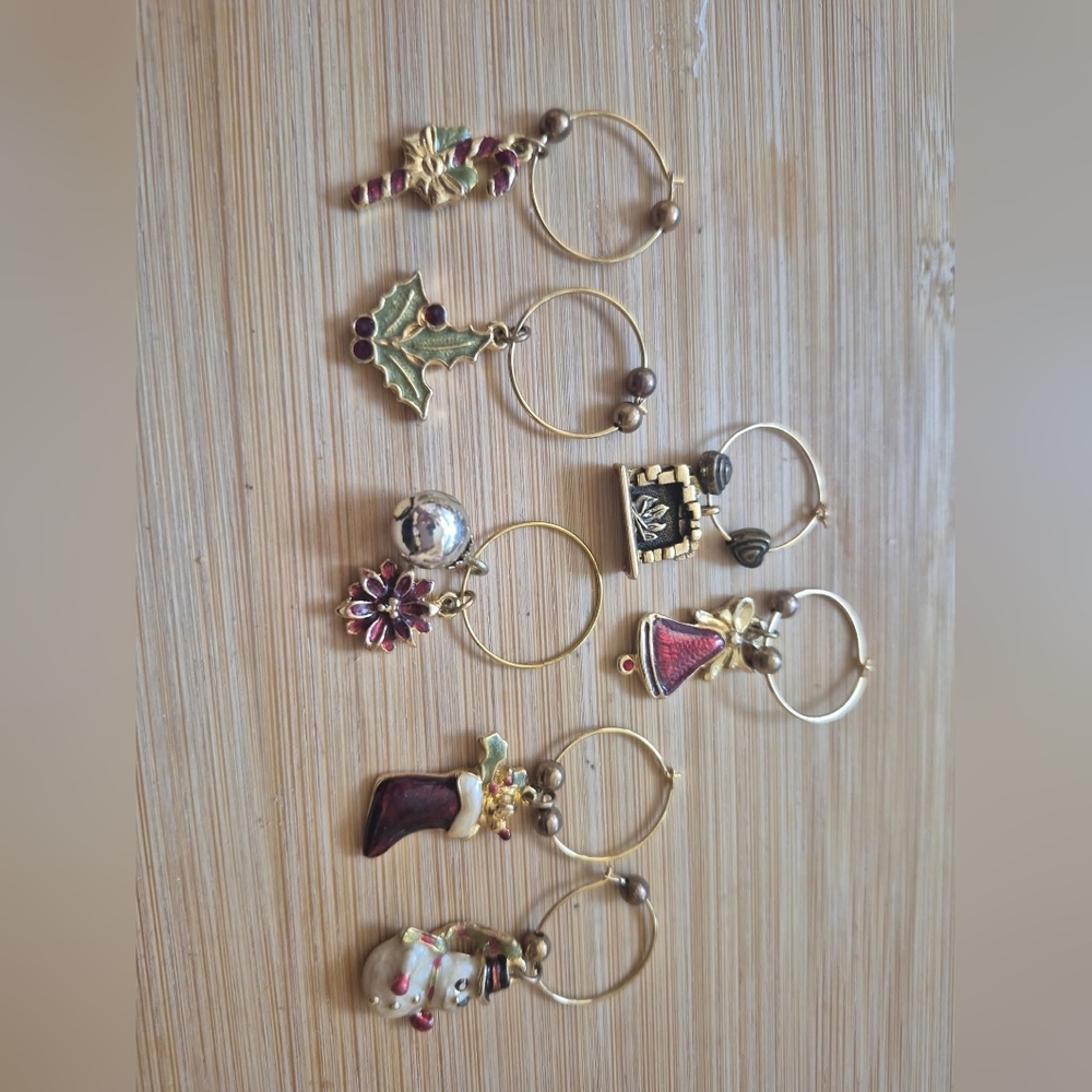 Festive Wine Glass Charms Set